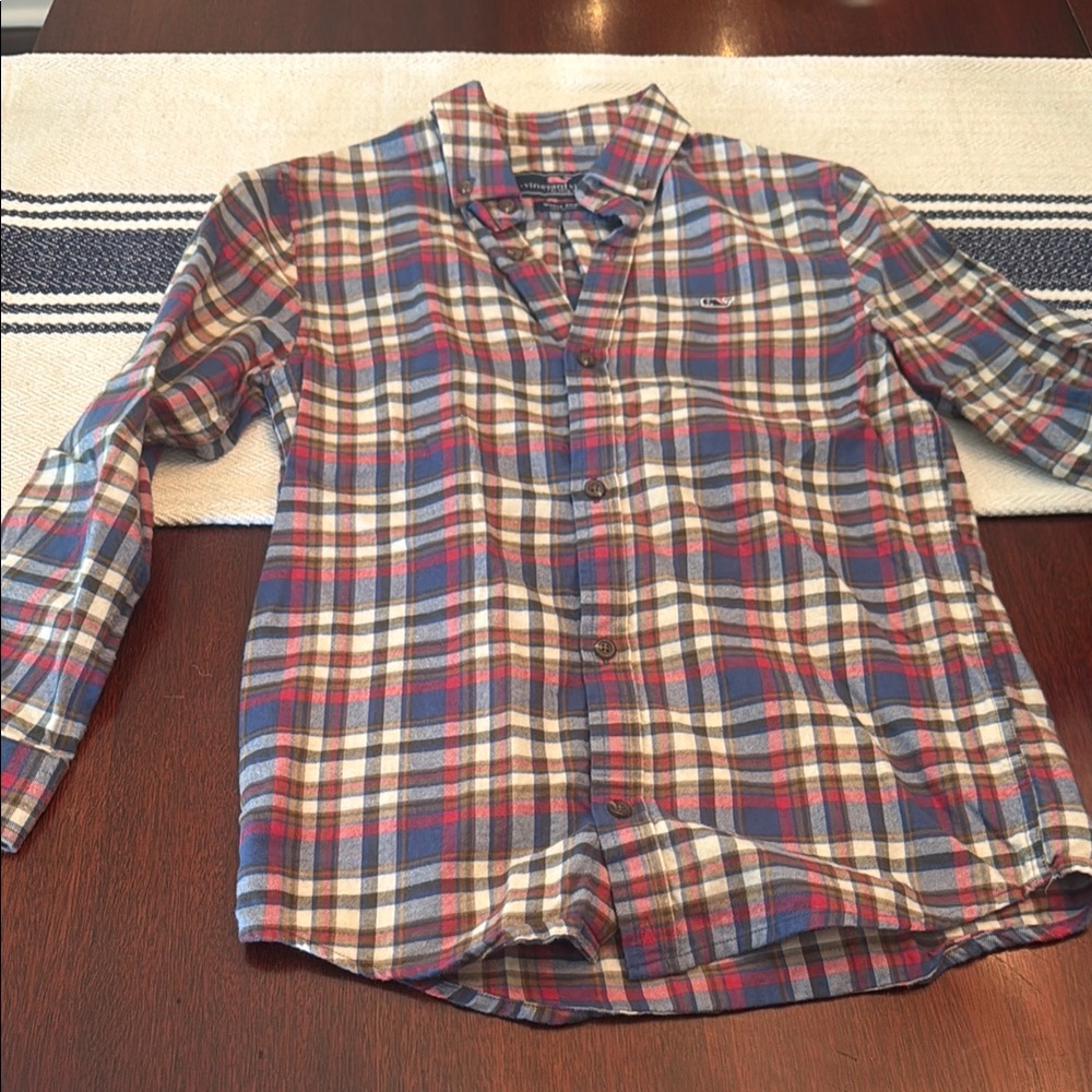 Boys Vineyard Vines button up. Flannel like material